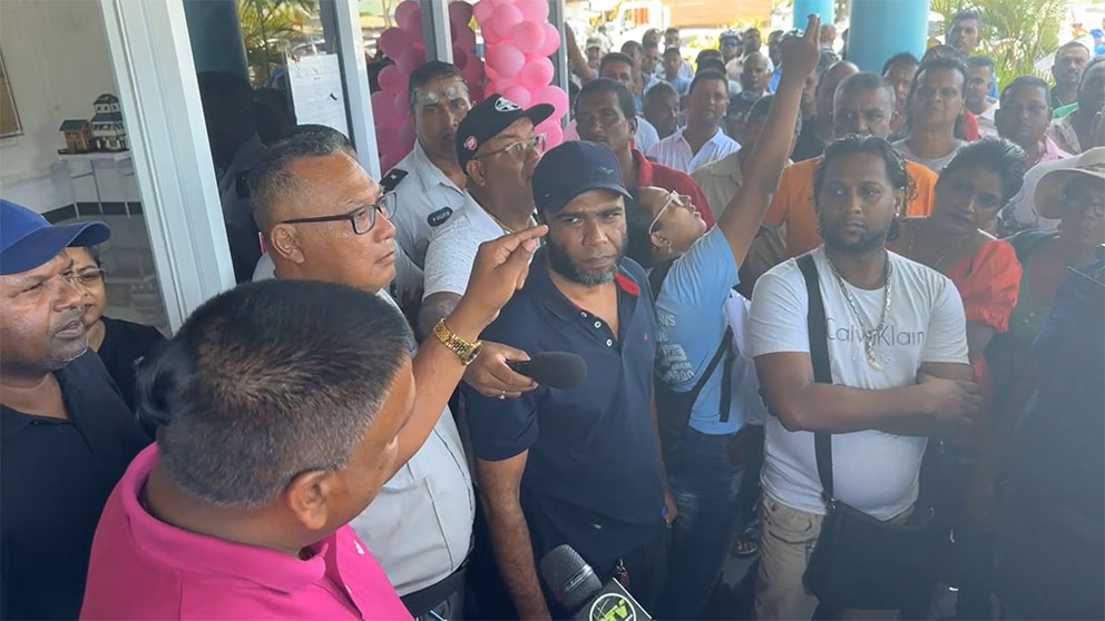 Description or Alt Text