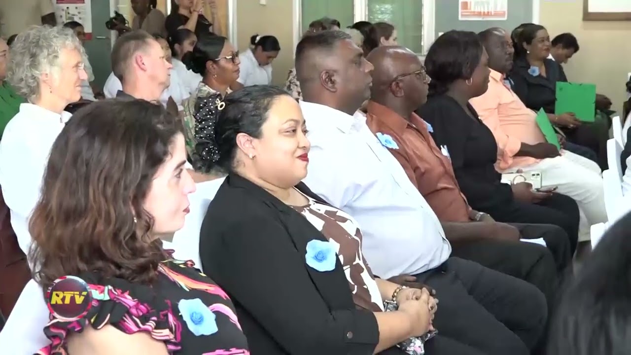 Embedded thumbnail for MMC krijgt nieuwe Ambulance